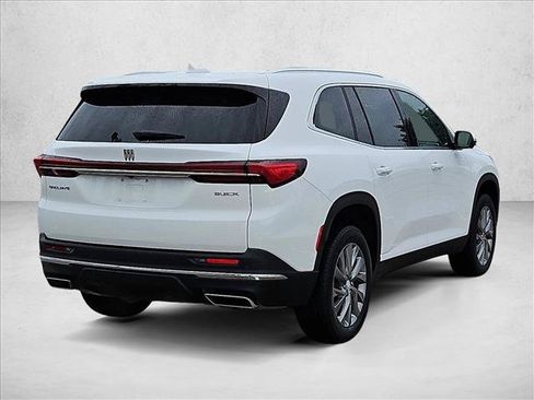 Used 2026 Buick Enclave Preferred FWD image 5