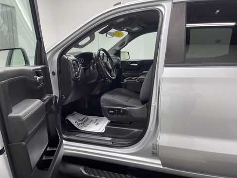 Used 2021 Chevrolet Silverado 1500 RST w/ Redline Edition image 9