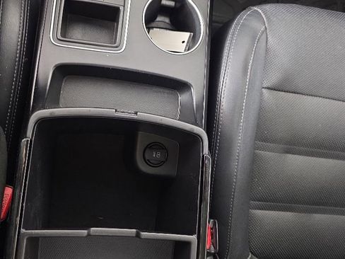 Used 2017 Kia Sorento SX AWD/4WD image 23