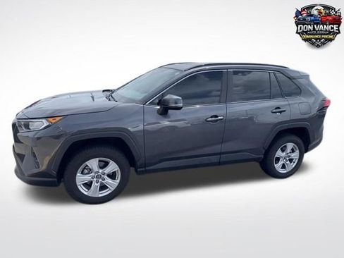 Used 2019 Toyota RAV4 XLE AWD/4WD image 1