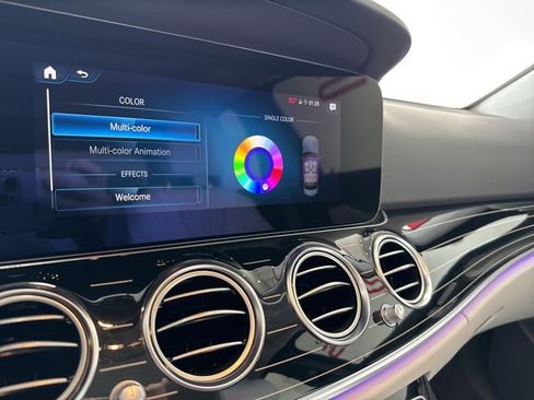 Used 2022 Mercedes-Benz E 350 4MATIC Sedan w/ AMG Line Exterior image 33