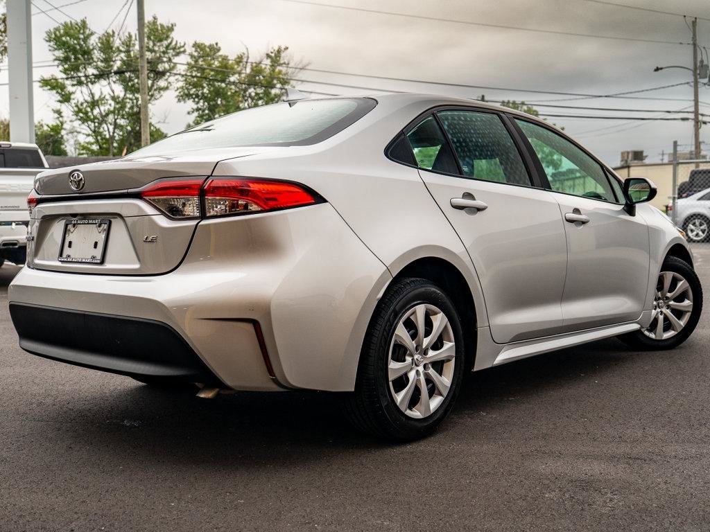 Used 2024 Toyota Corolla LE FWD image 7