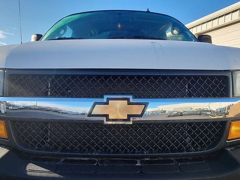 Used 2024 Chevrolet Express 2500 w/ Driver Convenience Package image 11