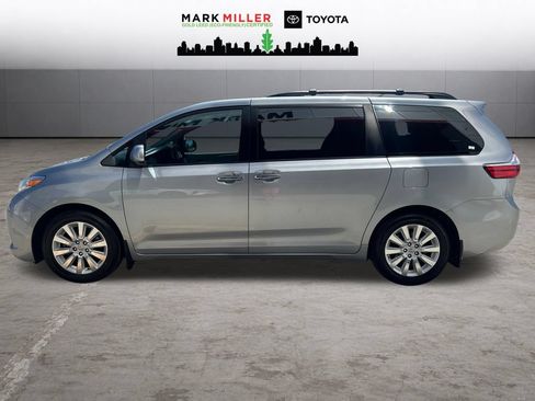 Used 2015 Toyota Sienna XLE Premium AWD/4WD image 2