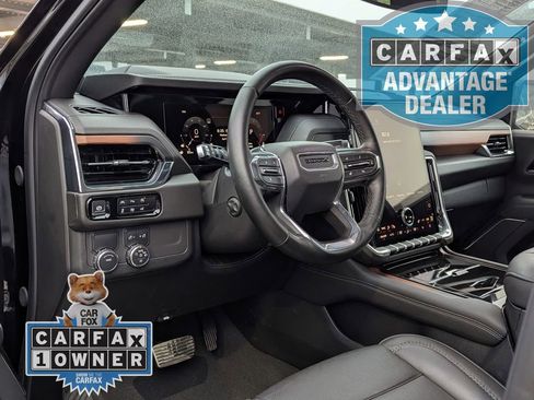 Used 2025 GMC Yukon Denali RWD image 4