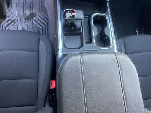 Used 2024 Chevrolet Silverado 1500 LT Trail Boss w/ Convenience Package II image 13