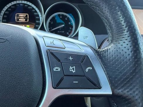 Used 2012 Mercedes-Benz C 63 AMG Sedan image 21