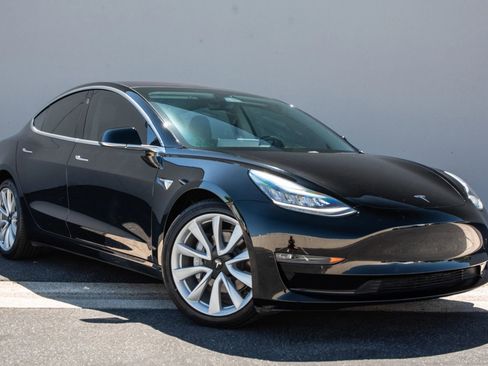 Used 2018 Tesla Model 3 Long Range image 5