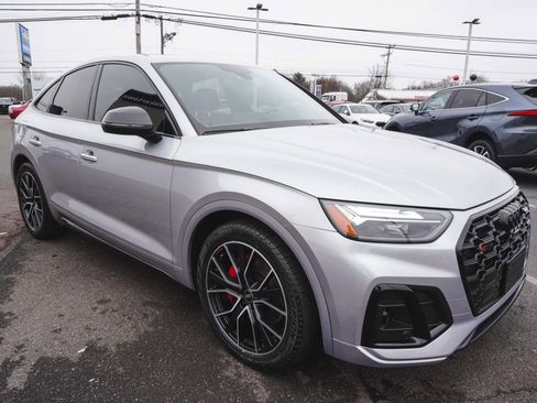 Used 2023 Audi SQ5 Premium Plus w/ Premium Plus Package image 3
