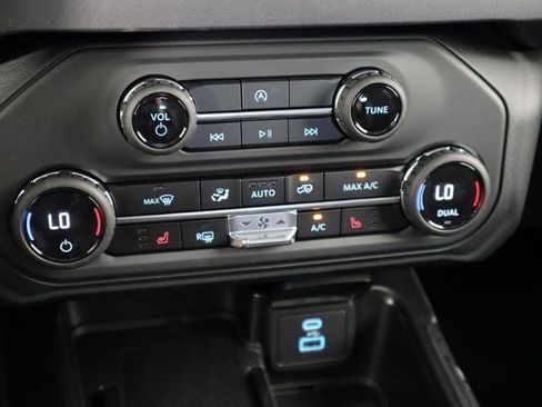 New 2025 Ford Bronco Big Bend image 24