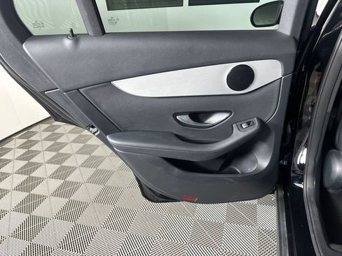 Certified 2022 Mercedes-Benz GLC 300 image 24