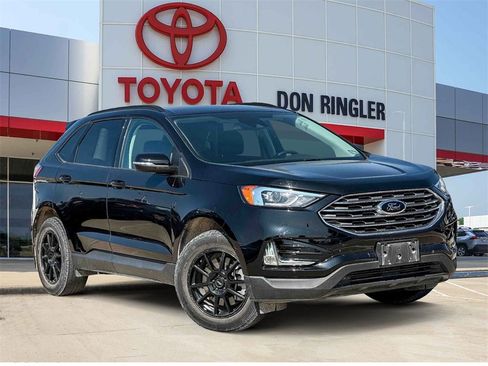 Used 2022 Ford Edge SE image 1