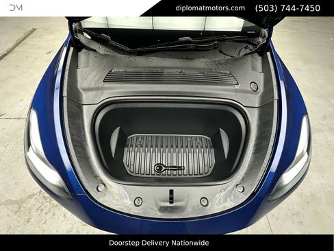 Used 2021 Tesla Model Y Long Range image 40