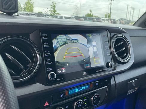 Used 2023 Toyota Tacoma TRD Off-Road w/ TRD Premium Off Road Package image 16