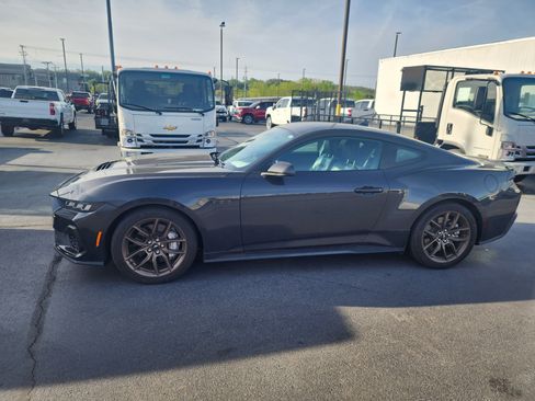 Used 2024 Ford Mustang GT Premium RWD image 31