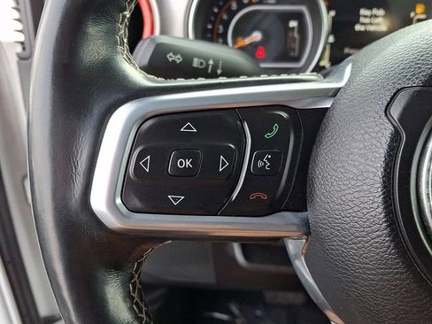 Used 2020 Jeep Gladiator Overland image 21