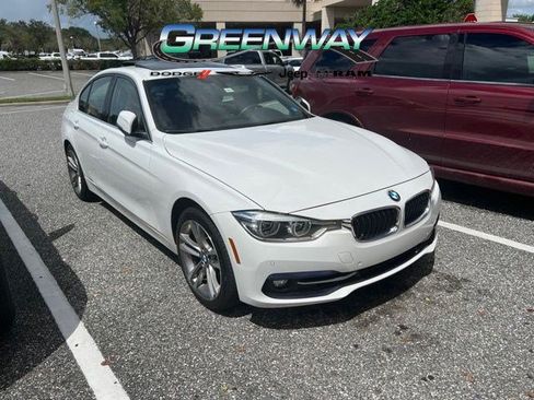 Used 2018 BMW 330i Sedan RWD image 3