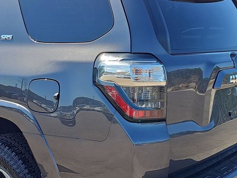 Used 2023 Toyota 4Runner SR5 image 36