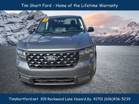 Used 2025 Ford Maverick XL image 2