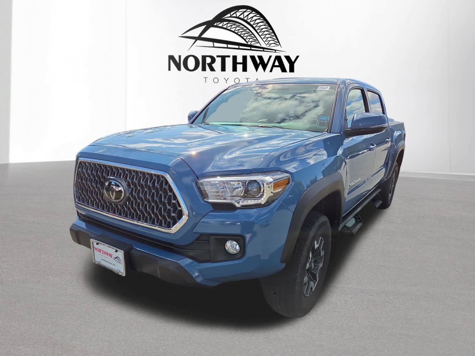 Used 2019 Toyota Tacoma TRD Off-Road AWD/4WD image 7