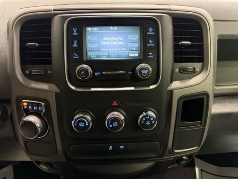 Used 2015 RAM 1500 Express image 17