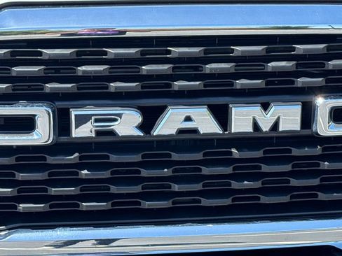 Used 2024 RAM 2500 Big Horn AWD/4WD image 8