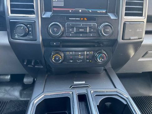 Used 2015 Ford F150 XLT w/ Equipment Group 302A Luxury AWD/4WD image 33