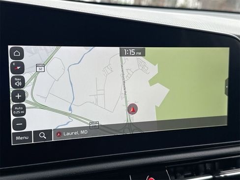 Used 2024 Kia Niro SX Touring image 20