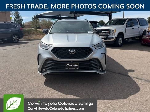 Used 2025 Toyota Highlander XSE image 9