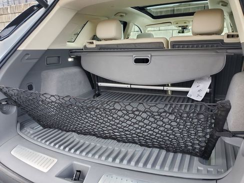 Certified 2023 Cadillac XT5 Premium Luxury w/ LPO, Floor Liner Package image 50