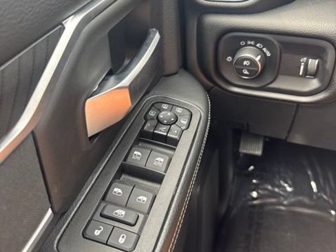 Used 2026 RAM 2500 Big Horn AWD/4WD image 19