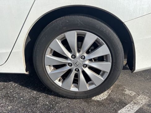 Used 2014 Honda Accord Touring image 7