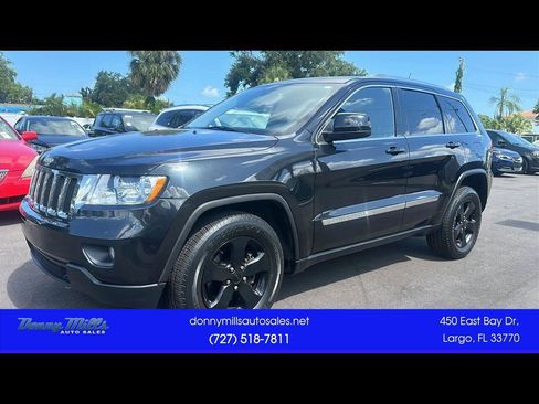 Used 2012 Jeep Grand Cherokee Laredo AWD/4WD image 1