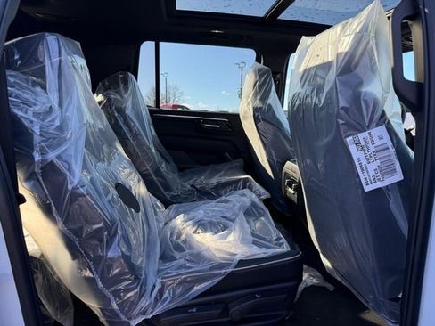 New 2026 Chevrolet Suburban Premier w/ Sun And Tow Package image 6