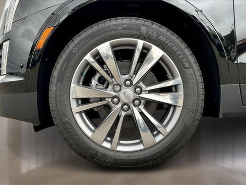 New 2025 Cadillac XT5 Premium Luxury w/ Technology Package image 12