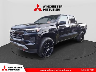 Used 2024 Chevrolet Colorado Z71 w/ Z71 Convenience Package 2