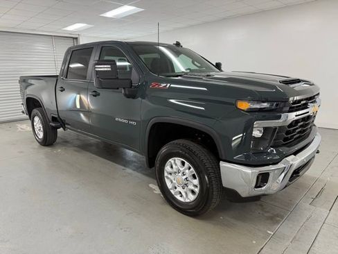 New 2026 Chevrolet Silverado 2500 LT w/ All Star Edition image 3