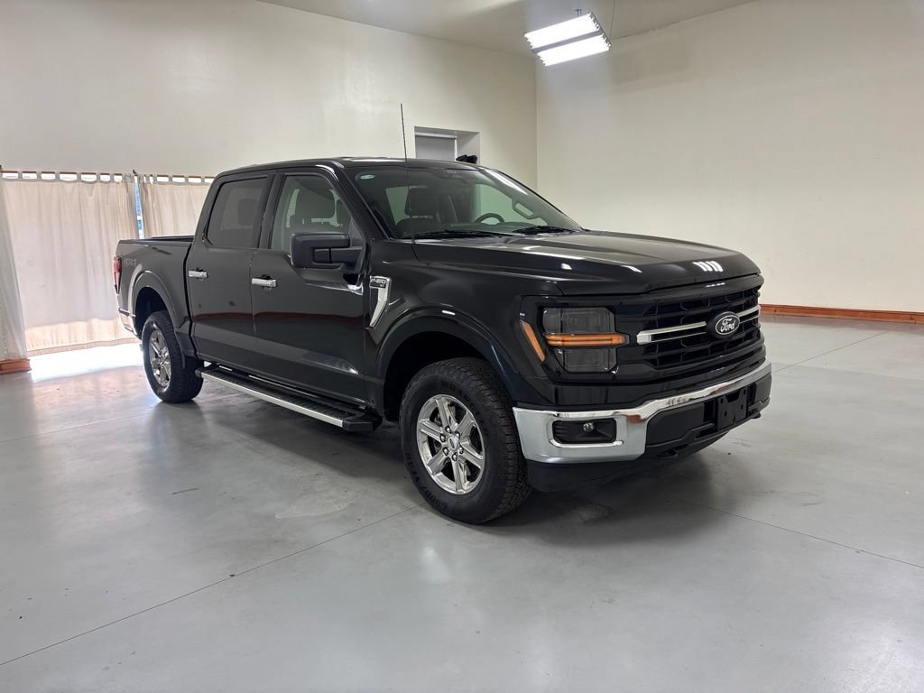 Used 2025 Ford F150 XLT w/ Equipment Group 301A Standard AWD/4WD image 2