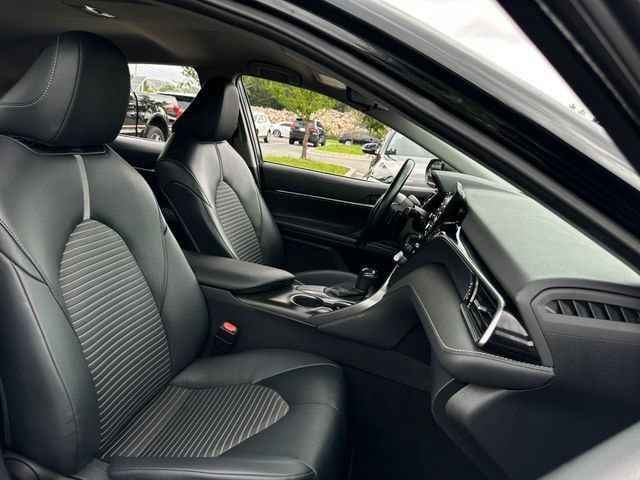 Used 2021 Toyota Camry SE FWD image 28