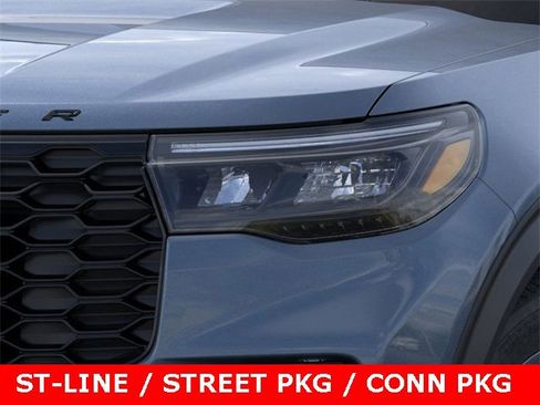 New 2026 Ford Explorer ST-Line w/ ST-Line Street Pack image 18