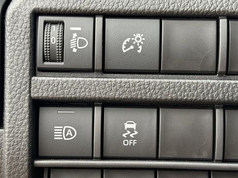 Used 2024 Toyota Tacoma SR image 24