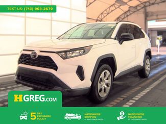 Used 2019 Toyota RAV4 LE FWD video 1