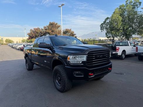 Used 2019 RAM 2500 Limited AWD/4WD image 2