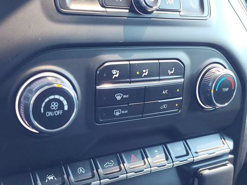 Used 2023 Chevrolet Silverado 1500 Custom RWD image 17