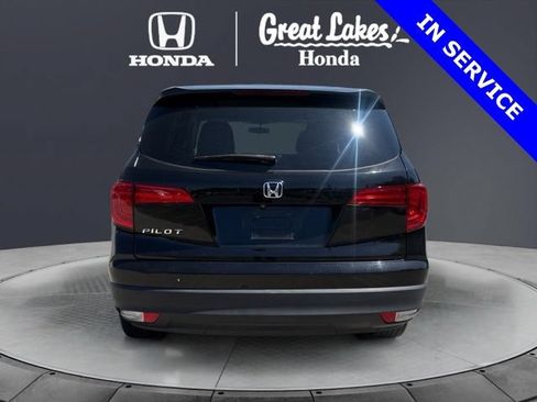 Used 2017 Honda Pilot LX image 5