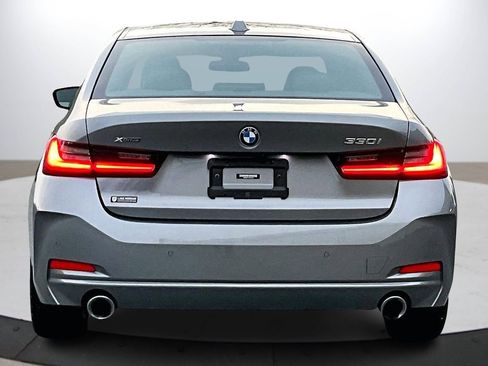 Used 2023 BMW 330i xDrive Sedan w/ Driving Assistance Package image 8