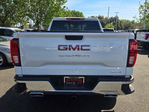 New 2026 GMC Sierra 1500 SLE w/ X31 Off-Road Package AWD/4WD image 5