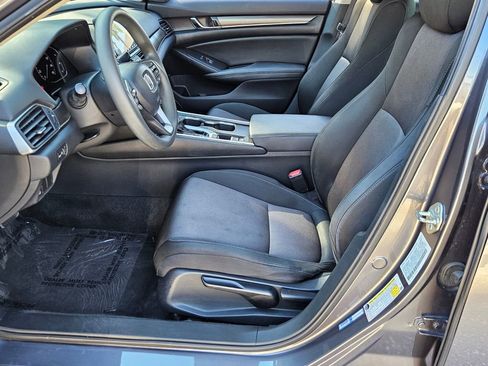 Used 2020 Honda Accord LX image 5