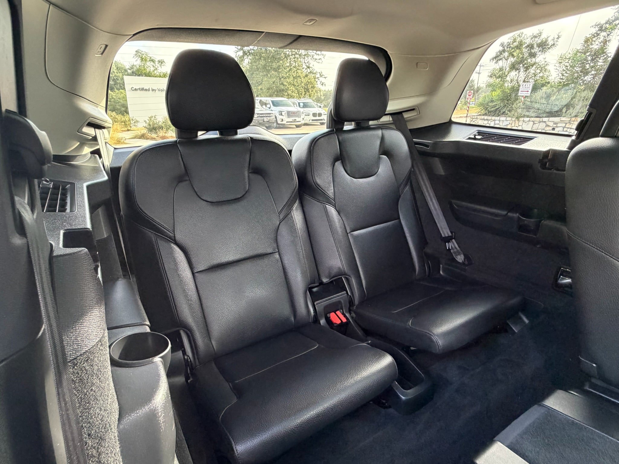 Used 2023 Volvo XC90 B6 Plus AWD/4WD image 13
