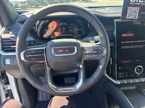 New 2026 GMC Acadia Elevation image 17